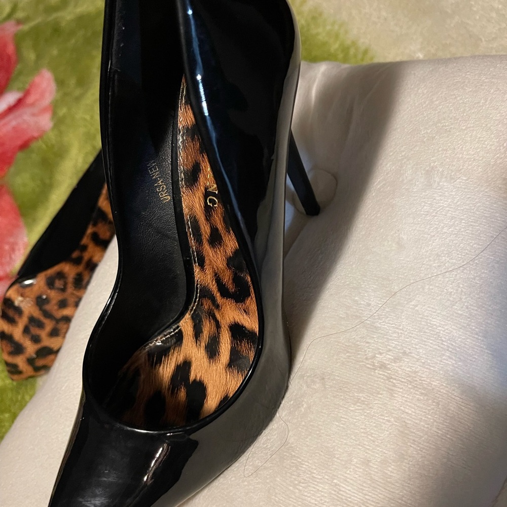Black heels size 6.5